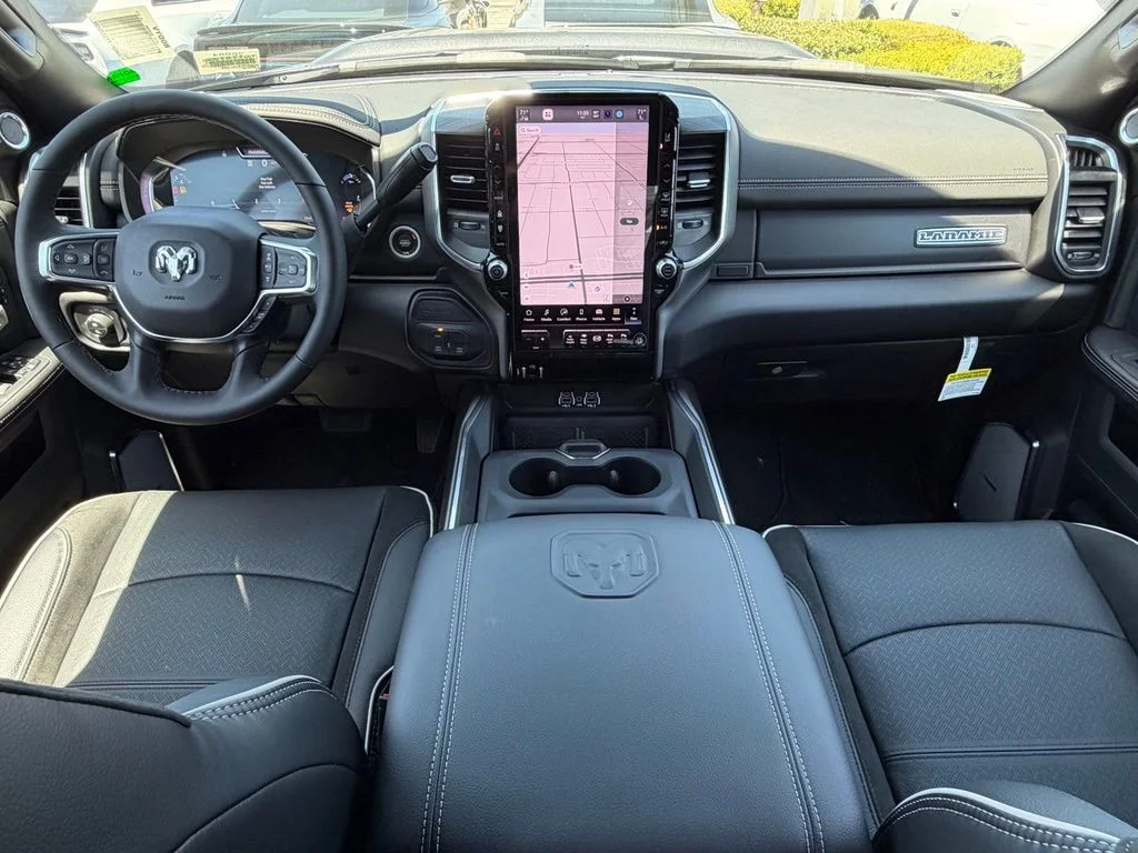 New 2026 Granite Crystal Metallic Clear-Coat Exterior Paint RAM Laramie image 29