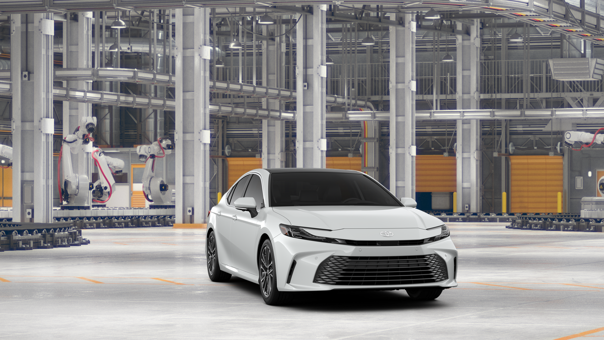 New 2026 Wind Chill Pearl Toyota XLE image 16