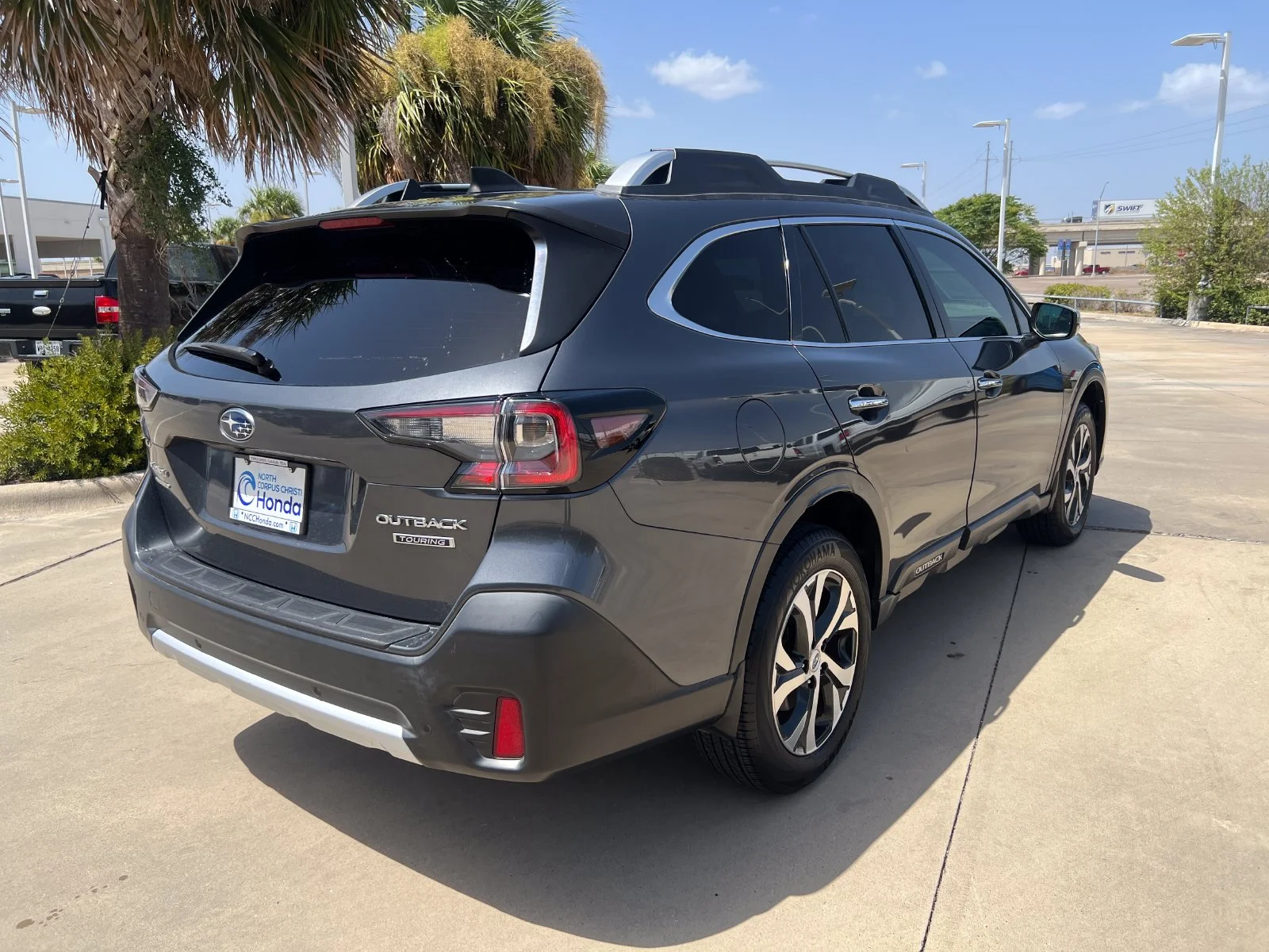 Used 2022 Gray Subaru Touring image 6