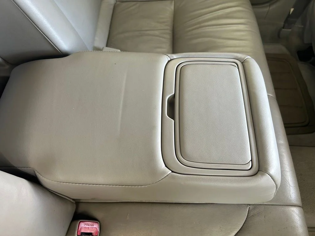 Used 2002  Lexus 300 image 29