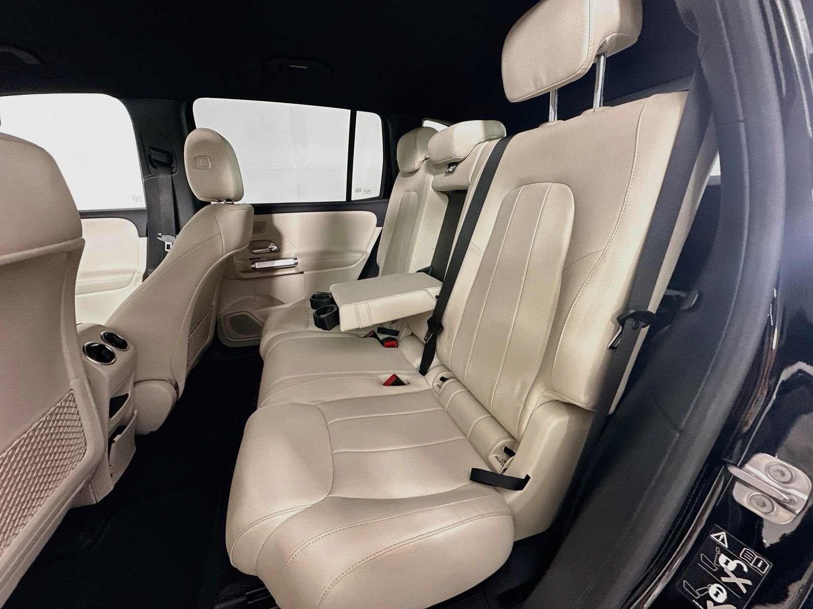 Used 2023 Black Mercedes-Benz 300 image 25