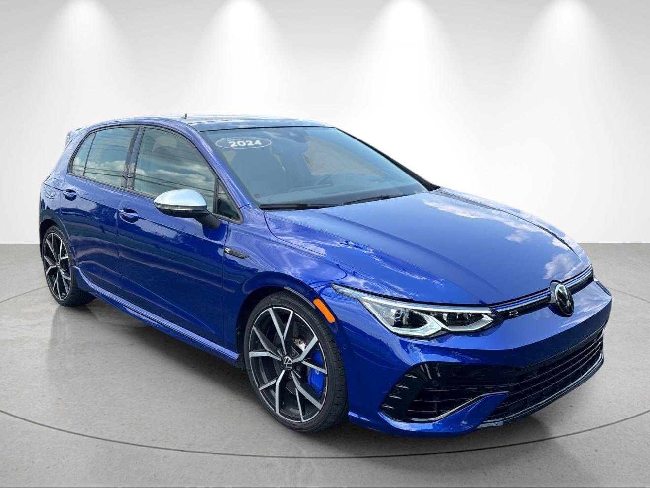 Used 2024 Lapiz Blue Metallic Volkswagen SUN image 7