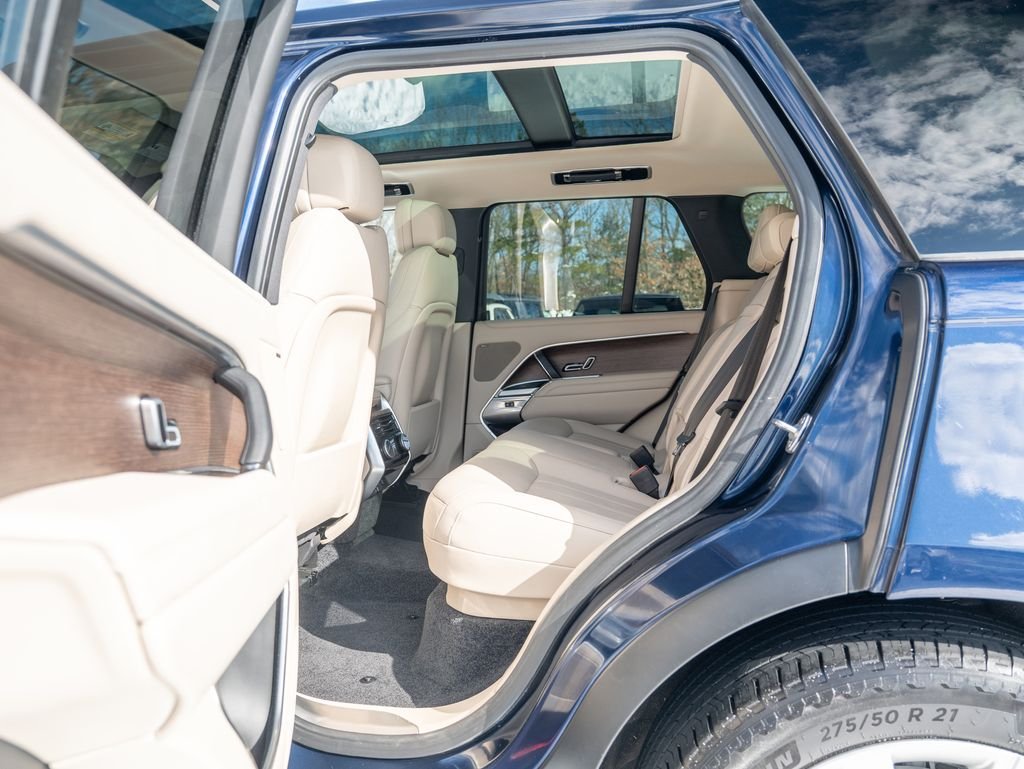 2023 Land Rover Range Rover SE - Photo 33