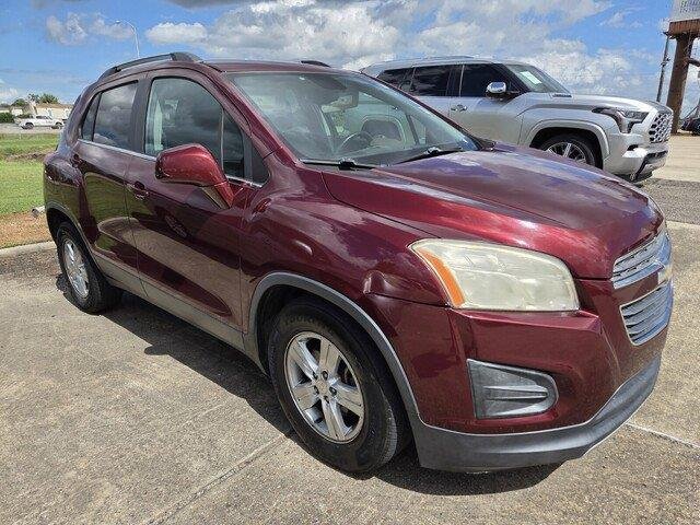 Used 2016 Crimson Metallic Chevrolet LT image 3