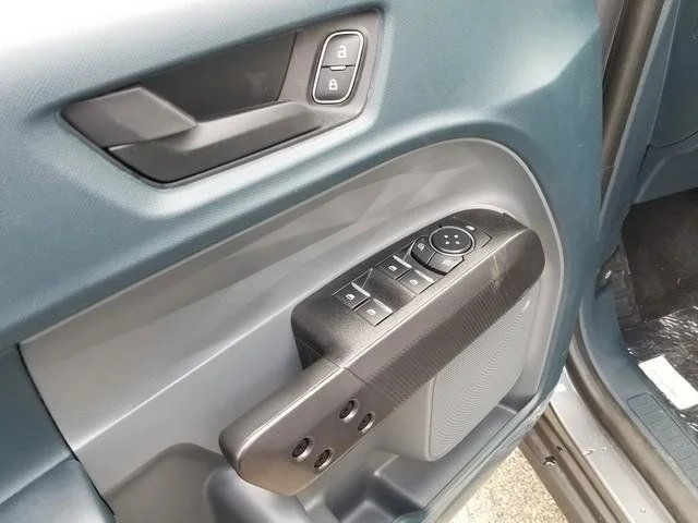 New 2026 Carbonized Gray Metallic Ford XLT image 12