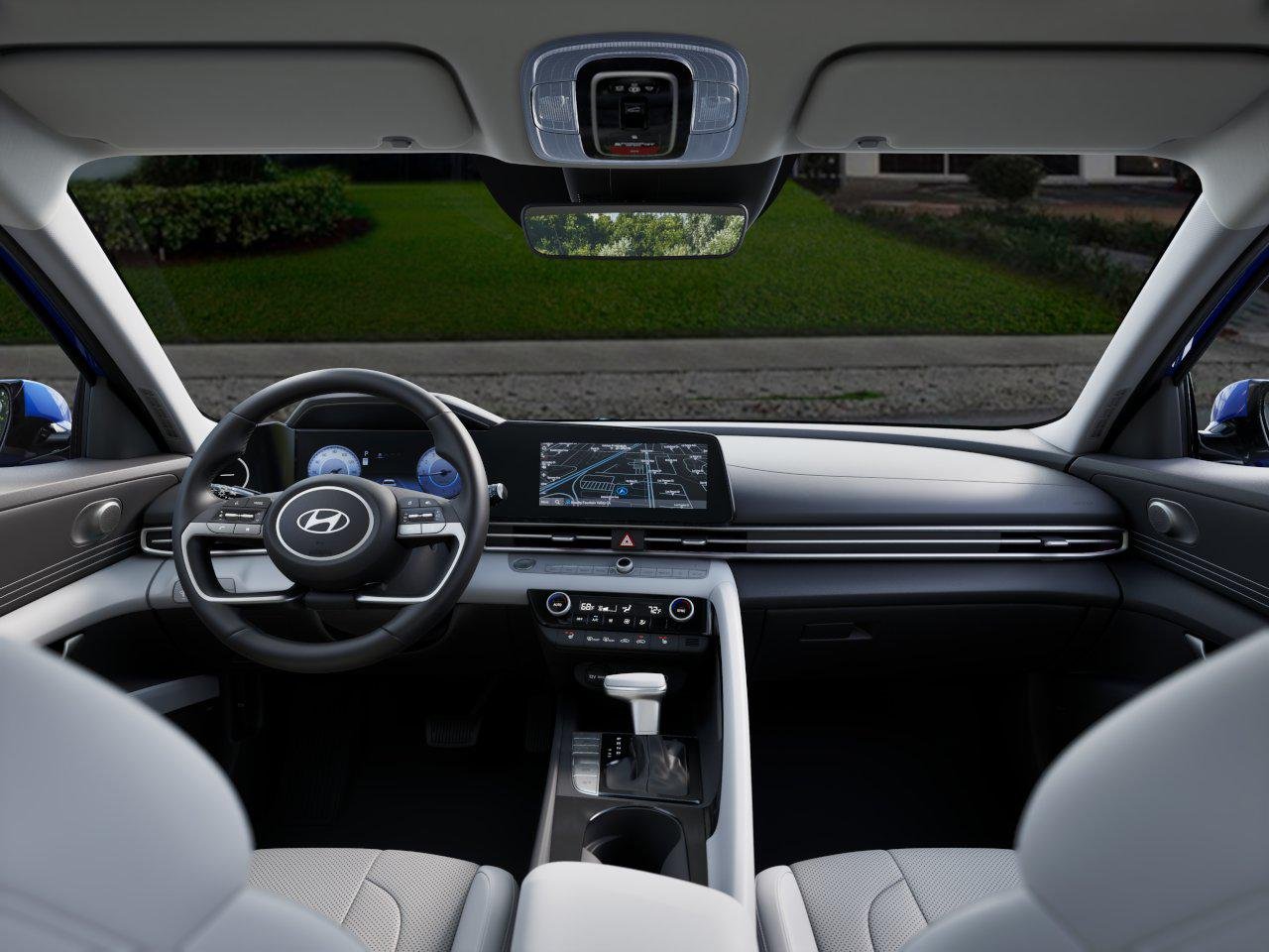 2025 Hyundai Elantra Limited - Photo 11