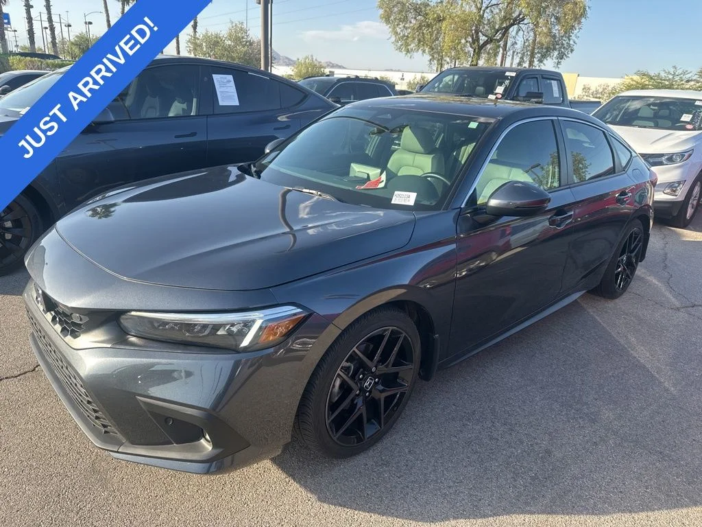 2024 Honda Civic Sport Touring CVT's photo