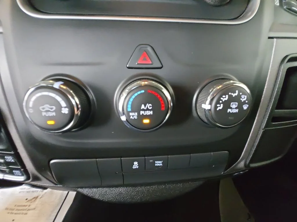 Used 2019 Gray Ram Tradesman image 17