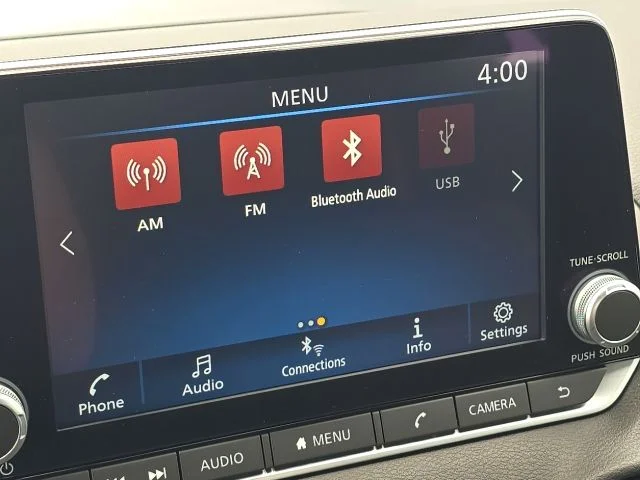 Used 2024 Gray Nissan SR image 29