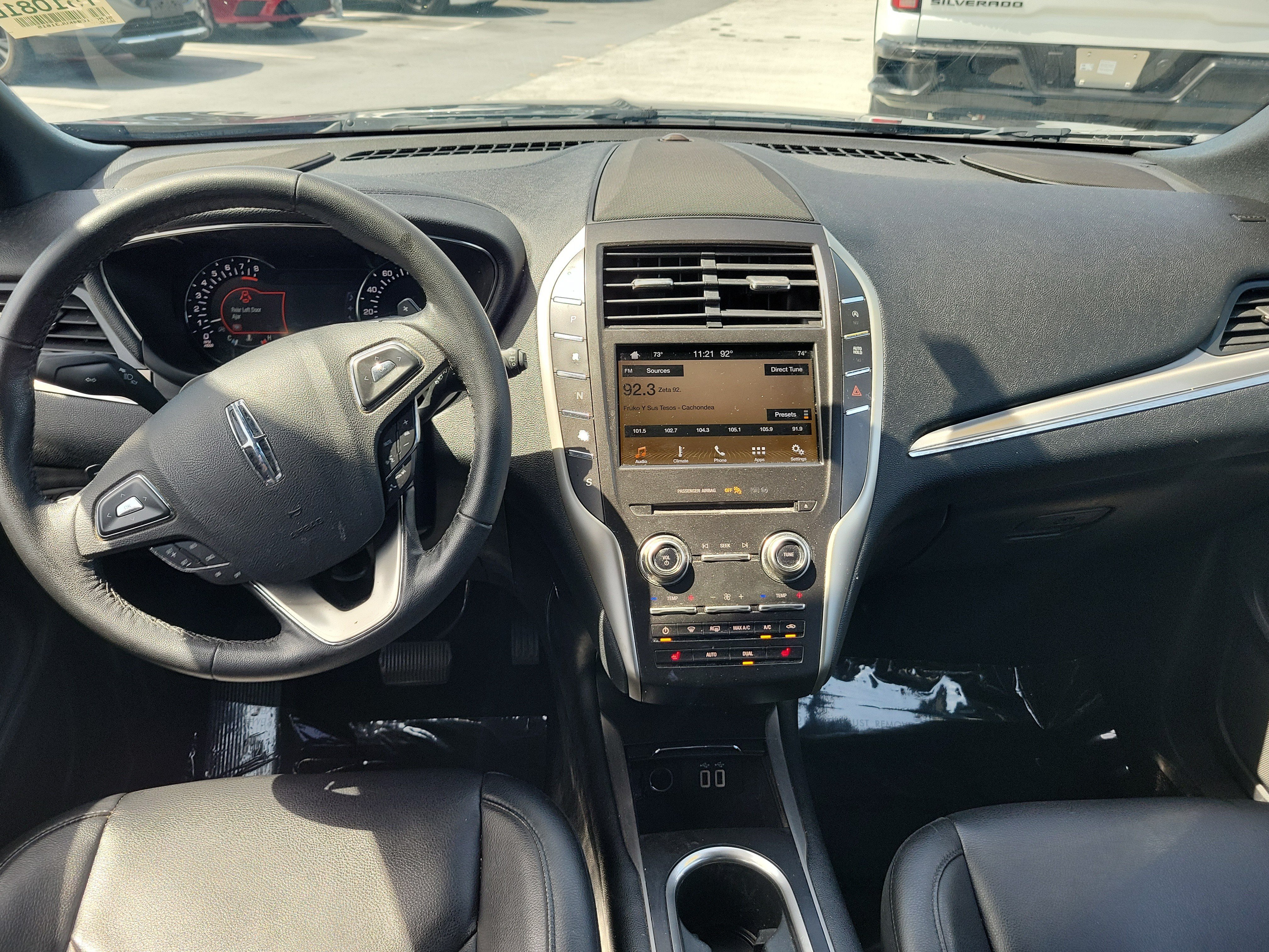 Used 2019 Magnetic Gray Metallic Lincoln Standard image 15