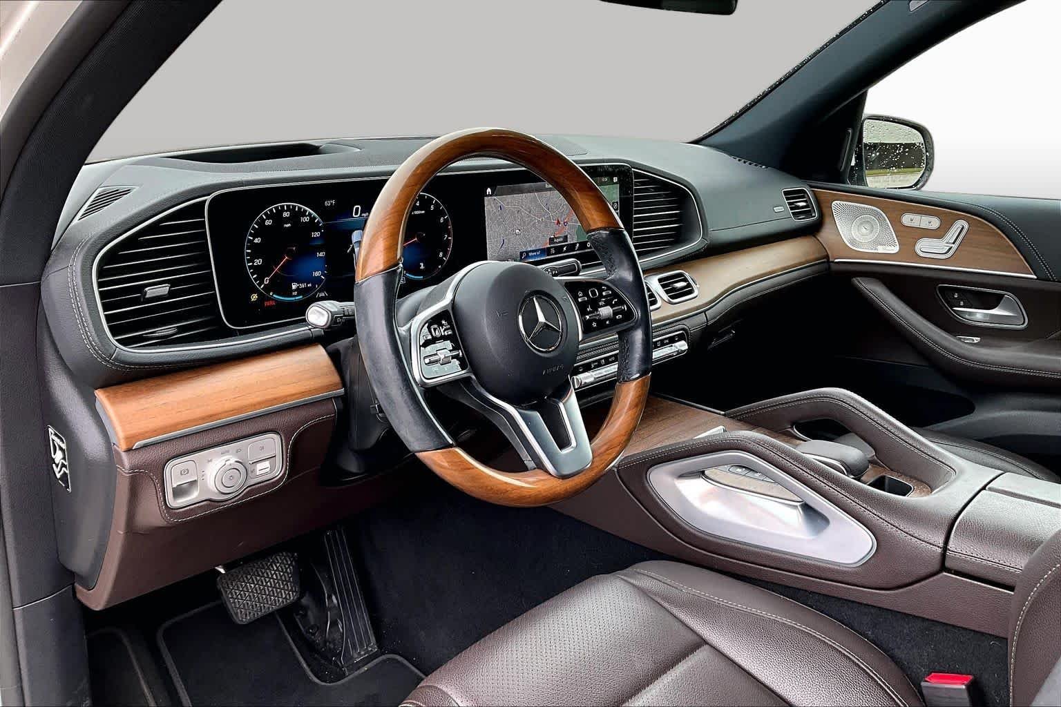 Used 2022 MANUFAKTUR Diamond White Bright Mercedes-Benz GLE 350 image 17