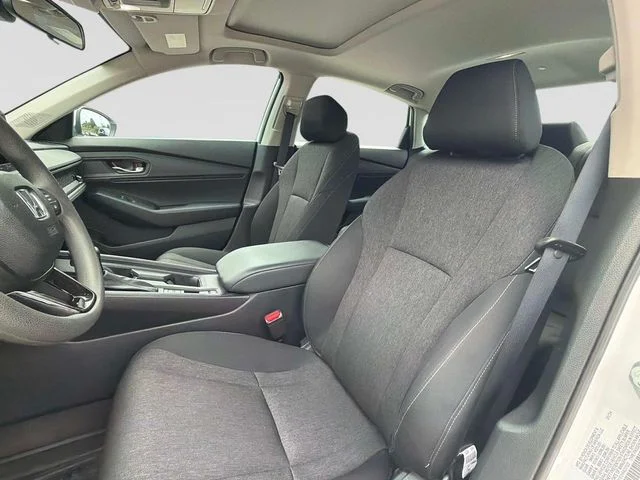 Used 2024  Honda EX image 23
