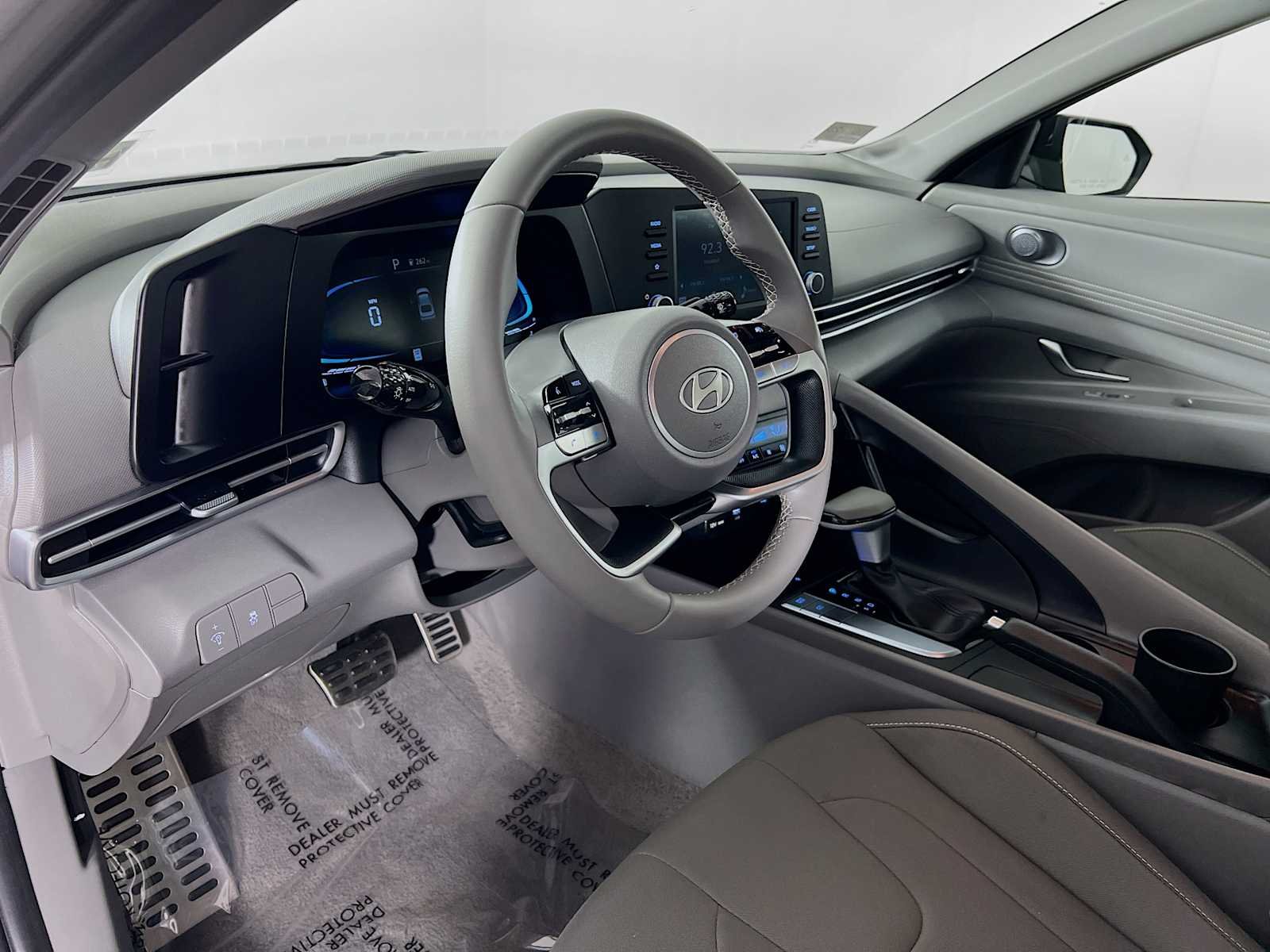 Certified Used 2026 Fluid Metal Hyundai SEL Sport image 9