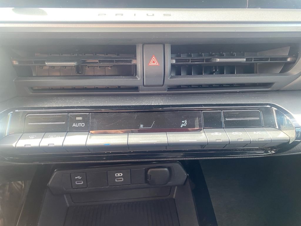 Used 2025 Gray Toyota LE image 14