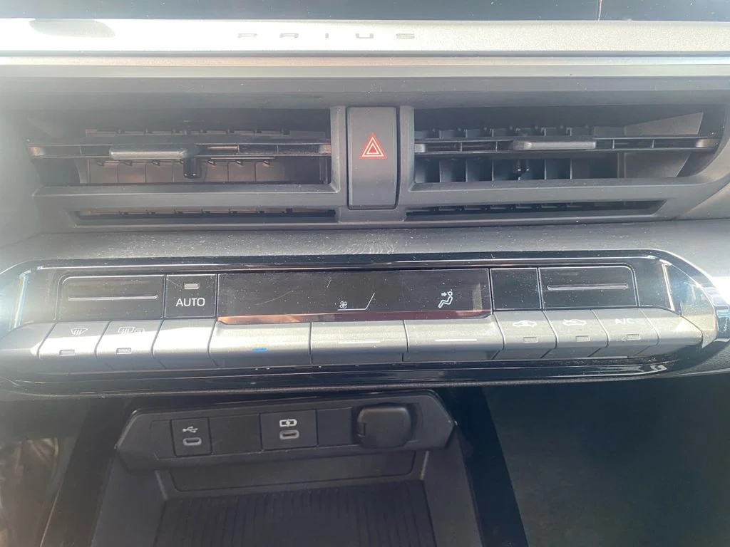 Used 2025 Gray Toyota LE image 14