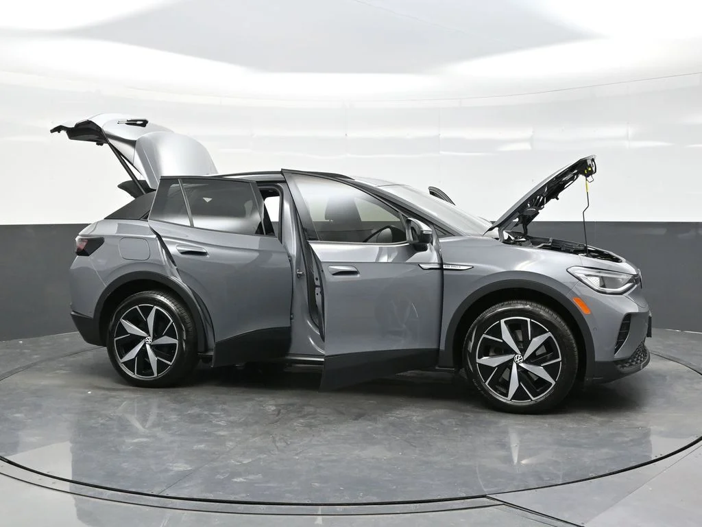 Used 2023 Gray Volkswagen Pro S image 44