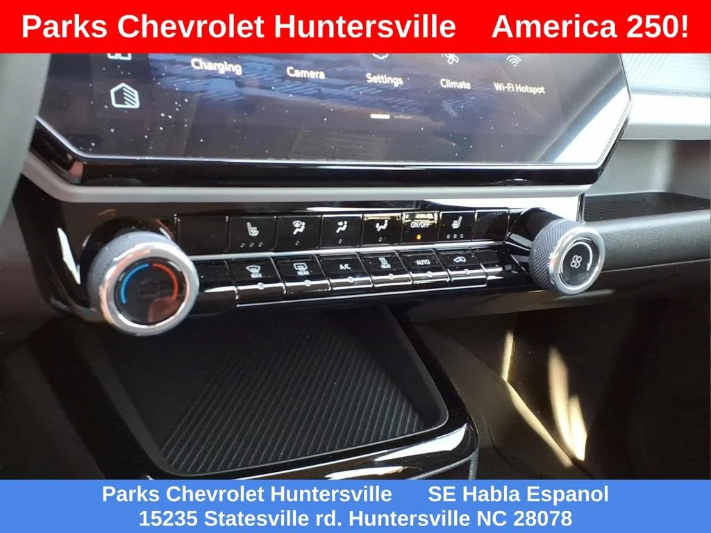 New 2027 Summit White Chevrolet LT image 6