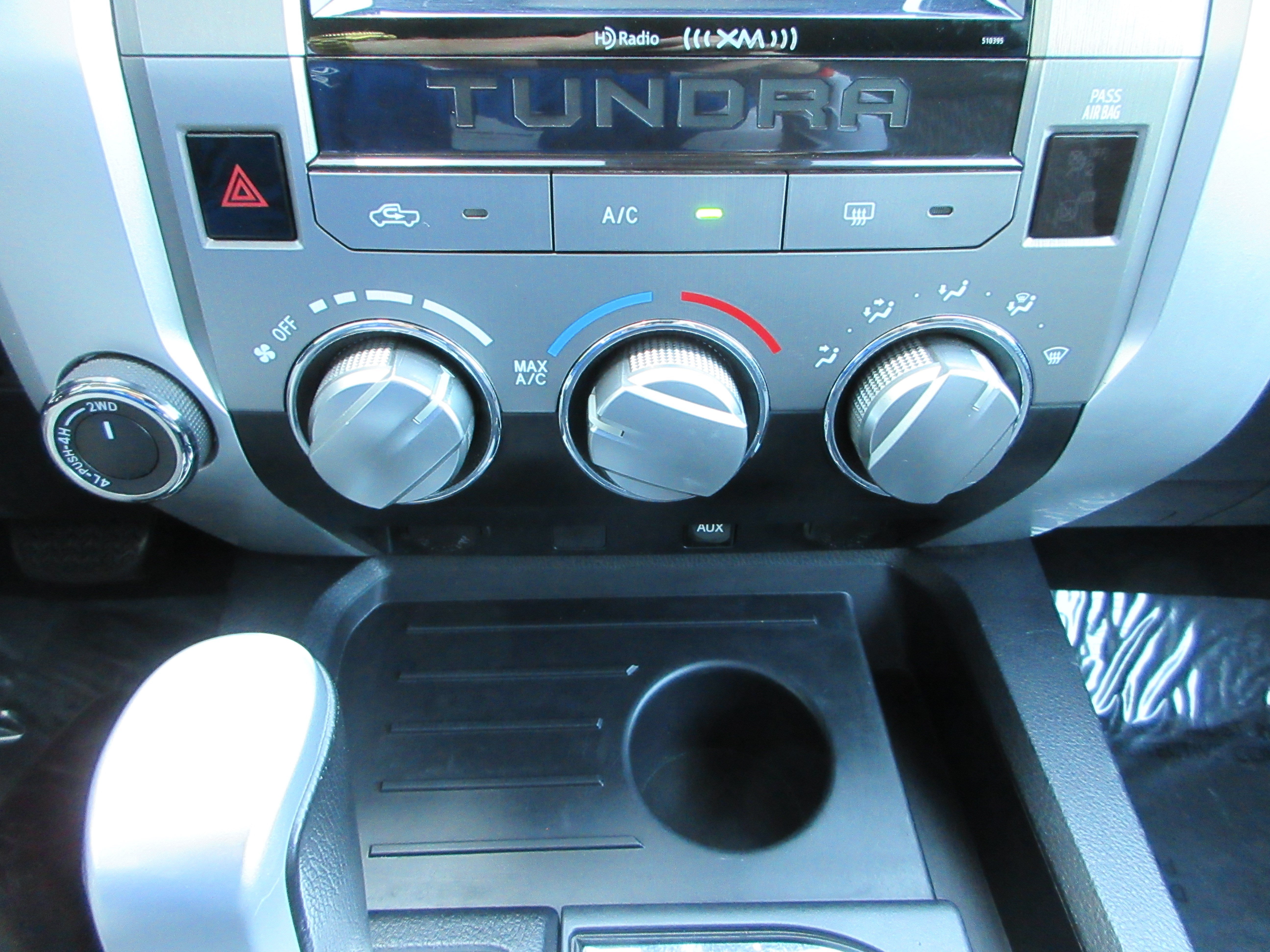 Used 2019 Midnight Black Metallic Toyota SR5 image 42