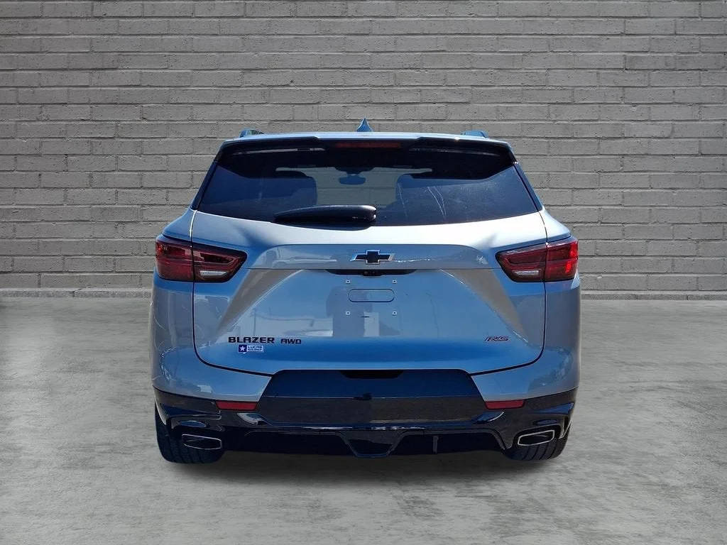 Used 2023 Sterling Gray Metallic Chevrolet RS image 39