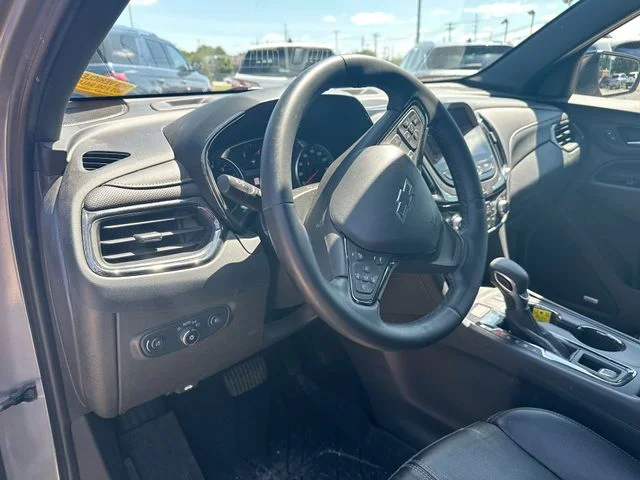 Used 2024 Gray Chevrolet Premier image 13