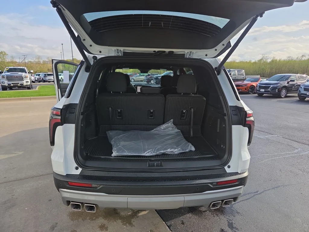 2026 Chevrolet Traverse LT - Photo 29