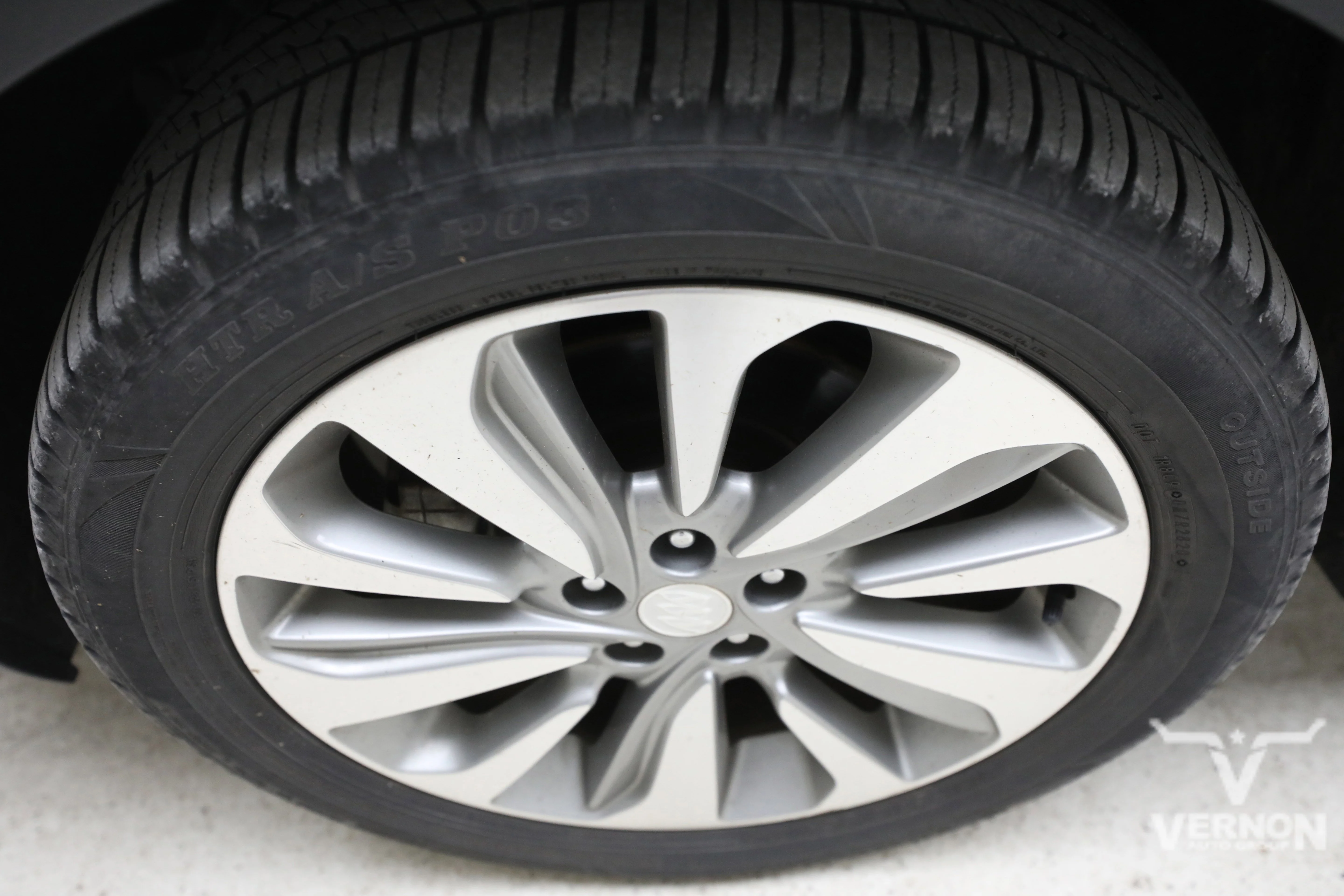Pre-Owned 2017 Buick Encore Preferred FWD