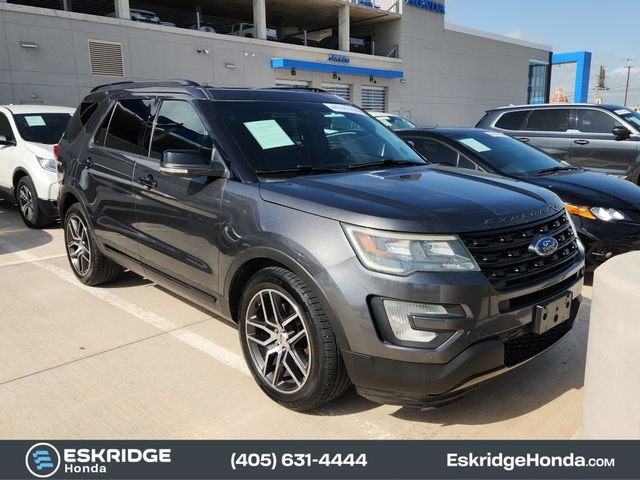 Used 2016 Gray Ford Sport image 1
