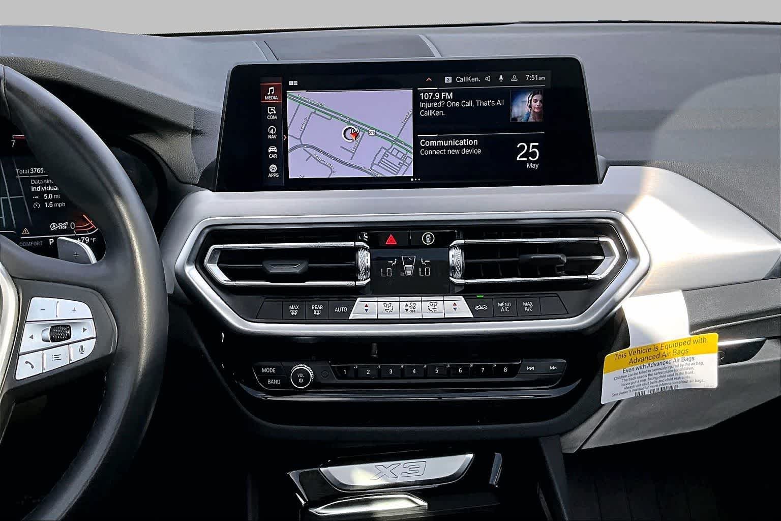 Used 2024 Alpine White BMW sDrive30i image 7