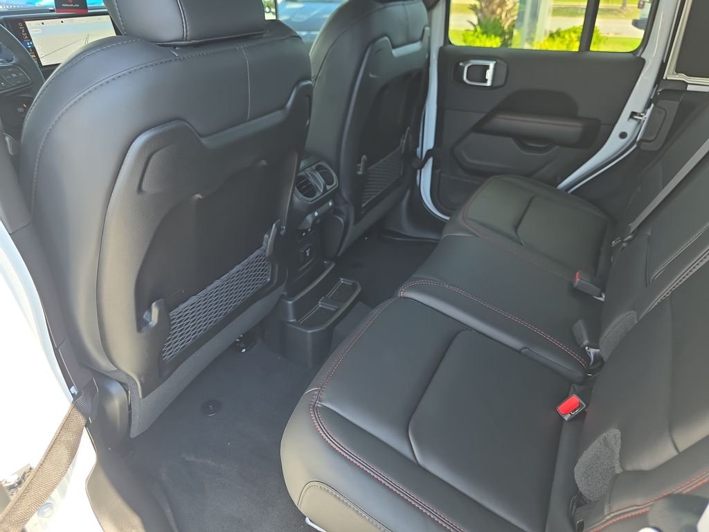 New 2026 Bright White Clearcoat Jeep Rubicon X image 27