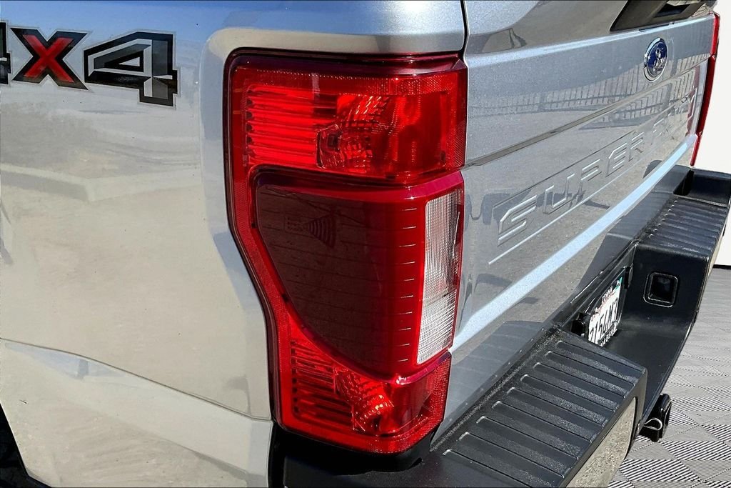 Used 2022 Silver Ford Lariat image 25