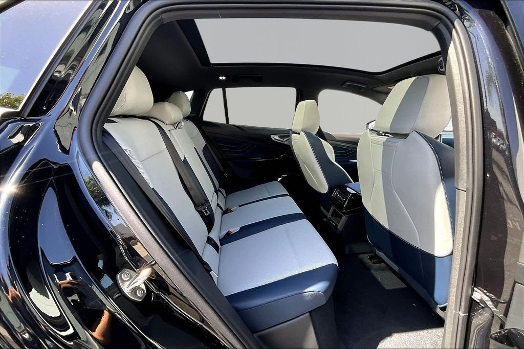 New 2026 Black Volkswagen Pro S image 25