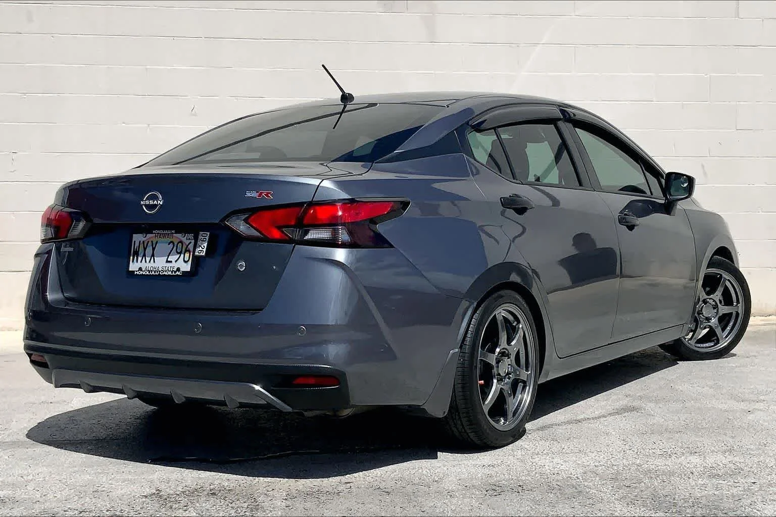 Used 2024  Nissan S image 22