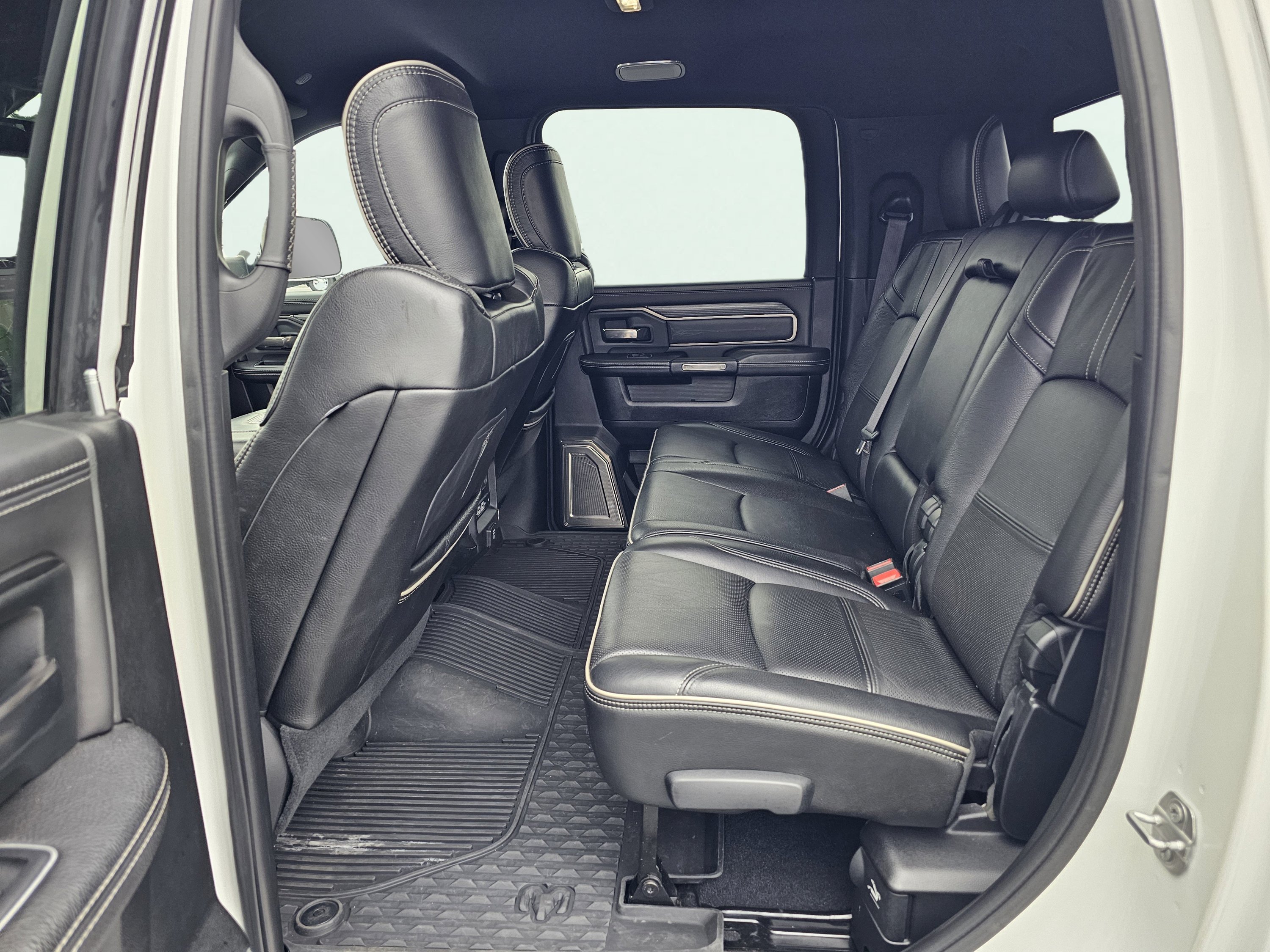 2020 RAM Ram 2500 Pickup Laramie Limited - Photo 33