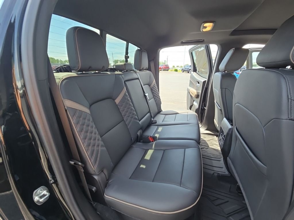 Used 2025 Black GMC Denali image 30