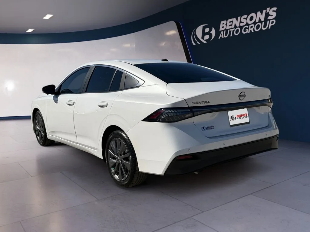 New 2026 White Nissan SL image 3