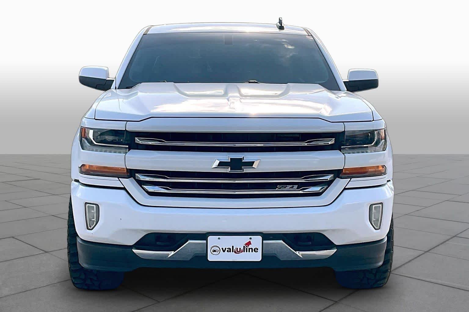 Pre-Owned 2018 Chevrolet Silverado 1500 LT