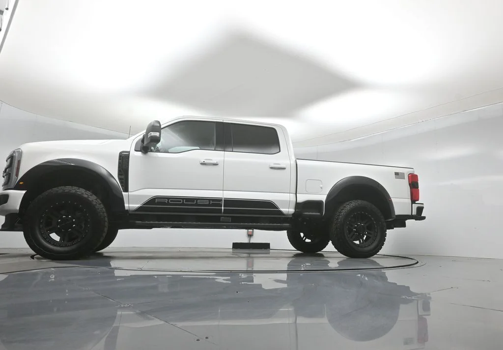 New 2026 Star White Metallic Tri-Coat Ford Lariat image 50