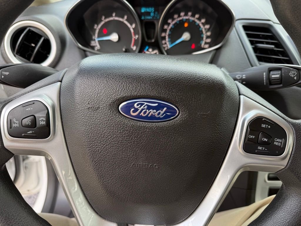 Used 2019 White Ford SE image 15