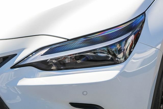 New 2026 Ultra White Lexus NX 450h+ PREMIUM AWD image 4