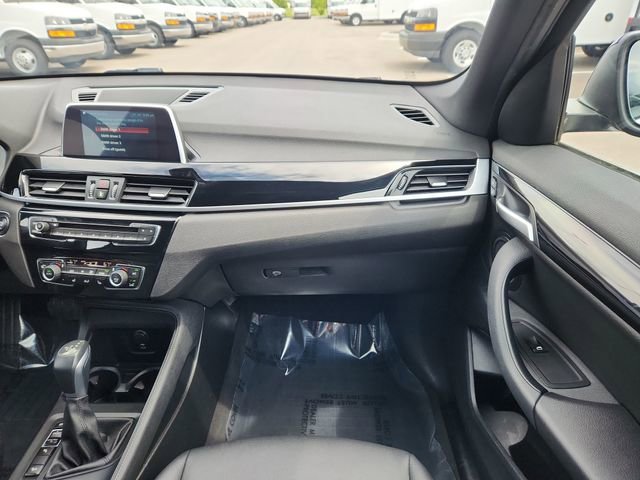 Used 2019 Blue BMW xDrive28i image 24