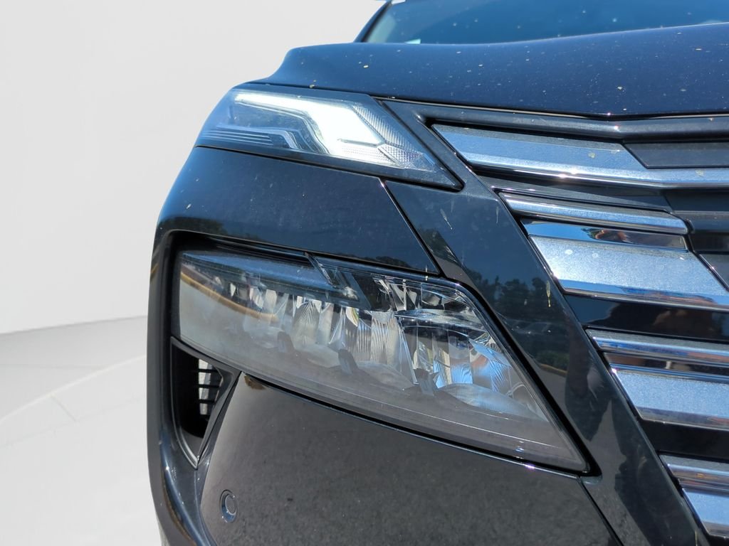 New 2026 Super Black Nissan Platinum image 28
