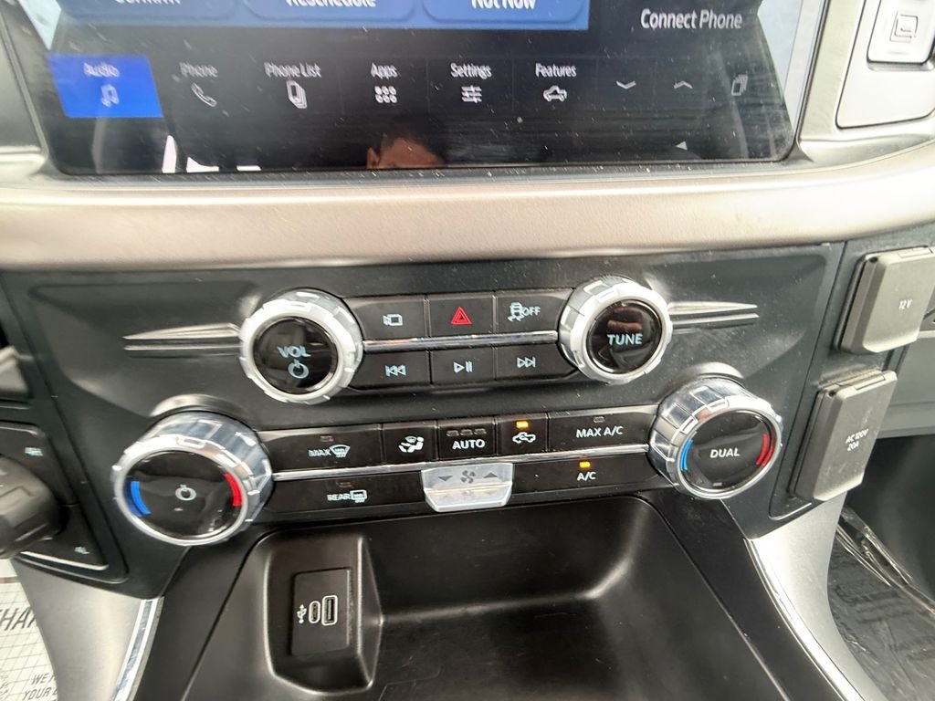 Used 2025 Silver Ford XLT image 24