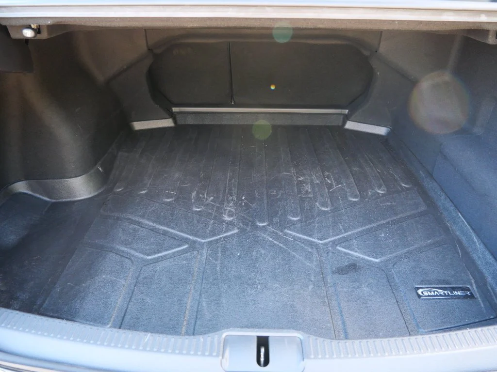 Certified Used 2023 Black Toyota Platinum image 9