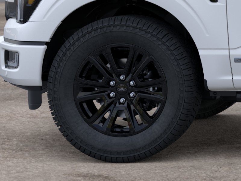New 2026 Star White Metallic Tri-Coat Ford Platinum® image 19