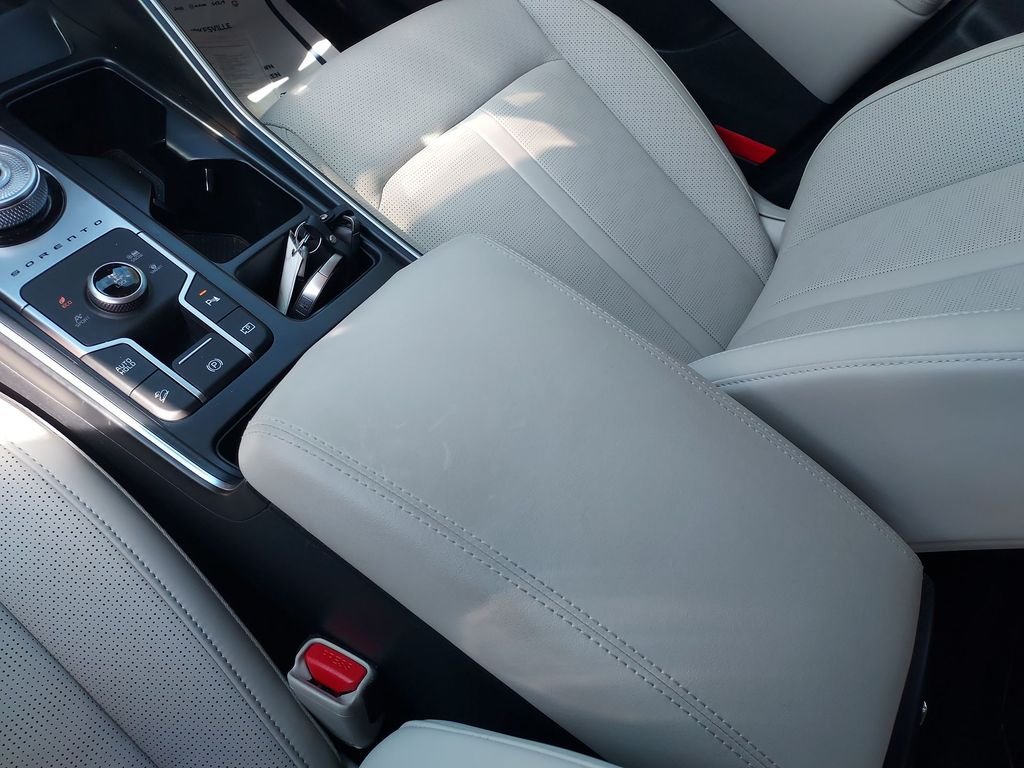 Used 2025 Gray Kia EX image 27