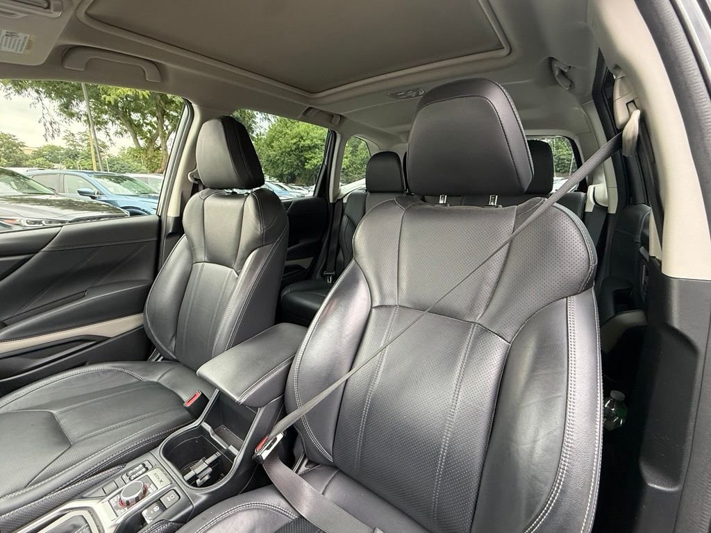 Used 2023 Crystal Black Silica Subaru Limited image 22