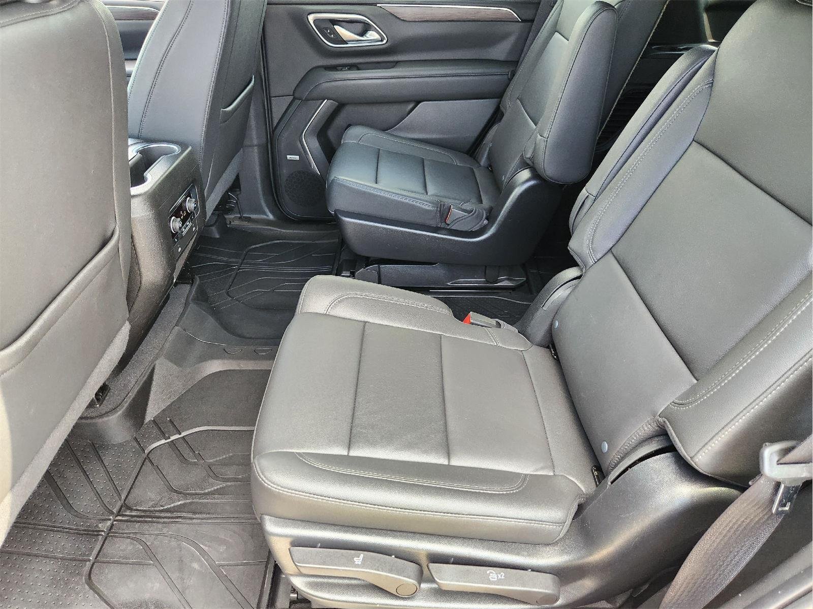 2022 Chevrolet Tahoe photo 29 of 32