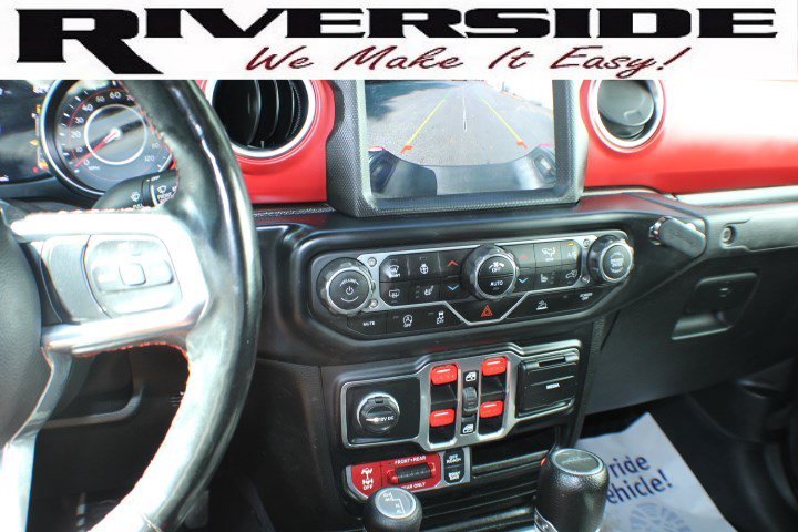 Used 2022 Granite Crystal Metallic Clearcoat Jeep Rubicon image 10