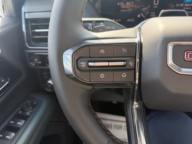 Used 2026 White GMC AT4 image 22