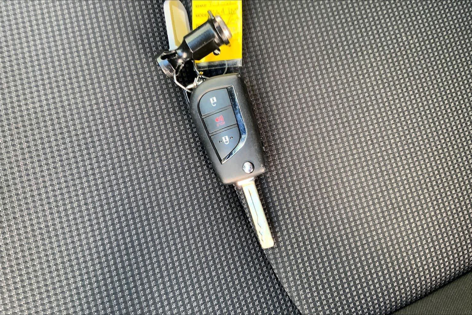 Used 2024 Ice Cap Toyota Hybrid LE image 13